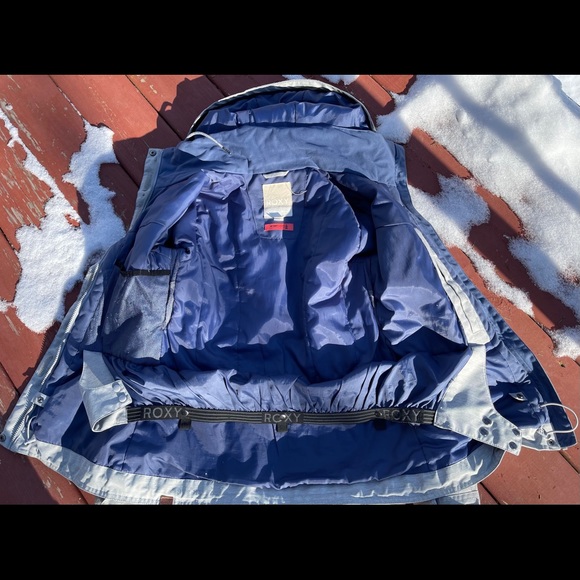 SOLD - Picture 4 of 12